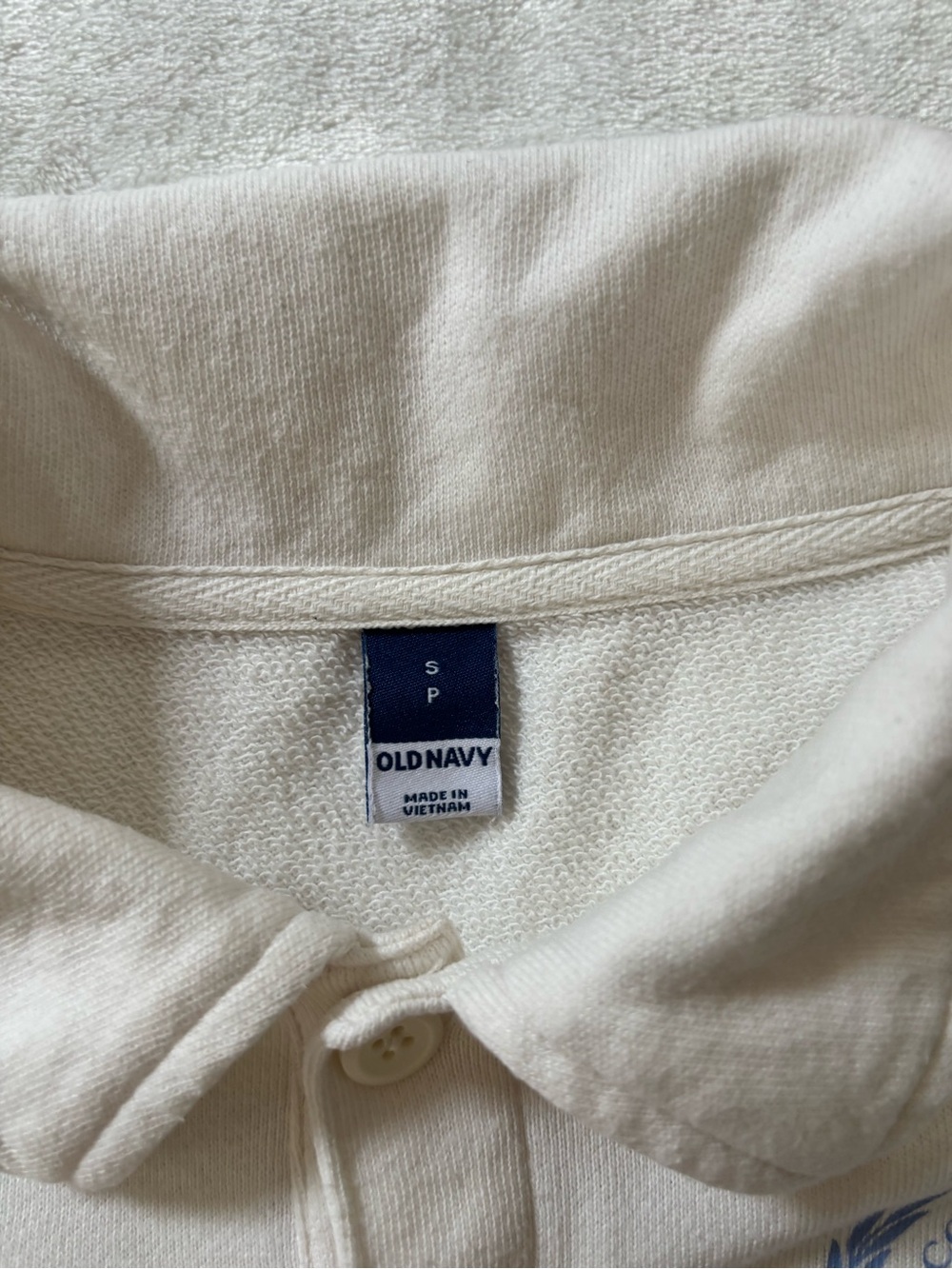 Old Navy long sleeve sweatshirt - Picture 4 of 7